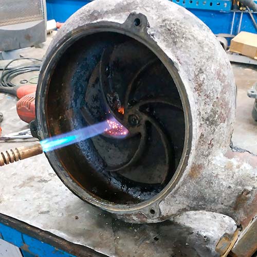 reparación y mantenimiento de calderería con fuego